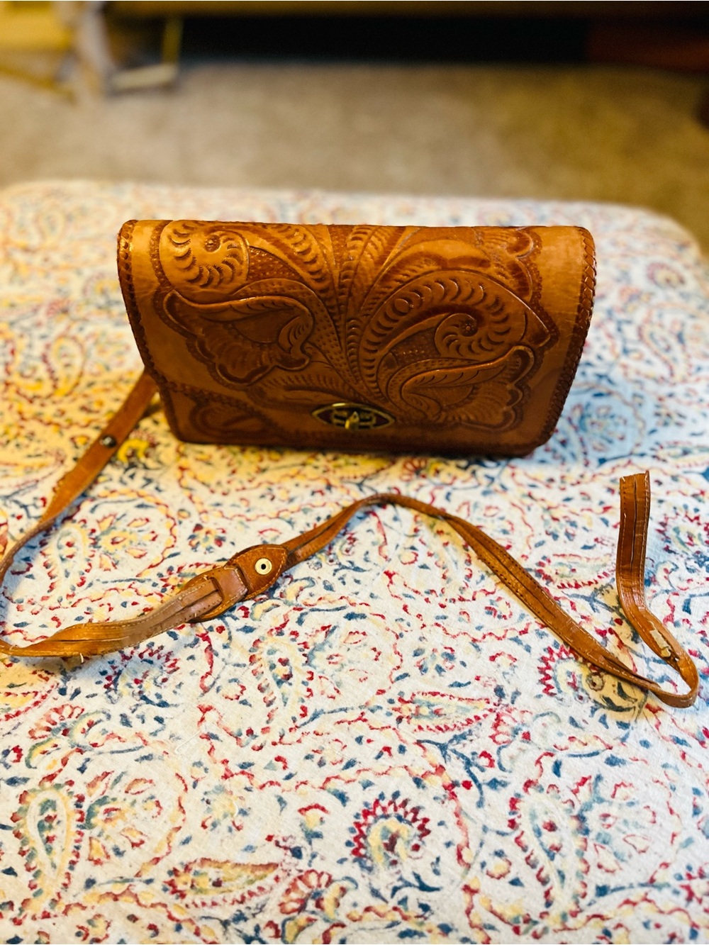 Hand-Tooled Mexican leather vintage purse